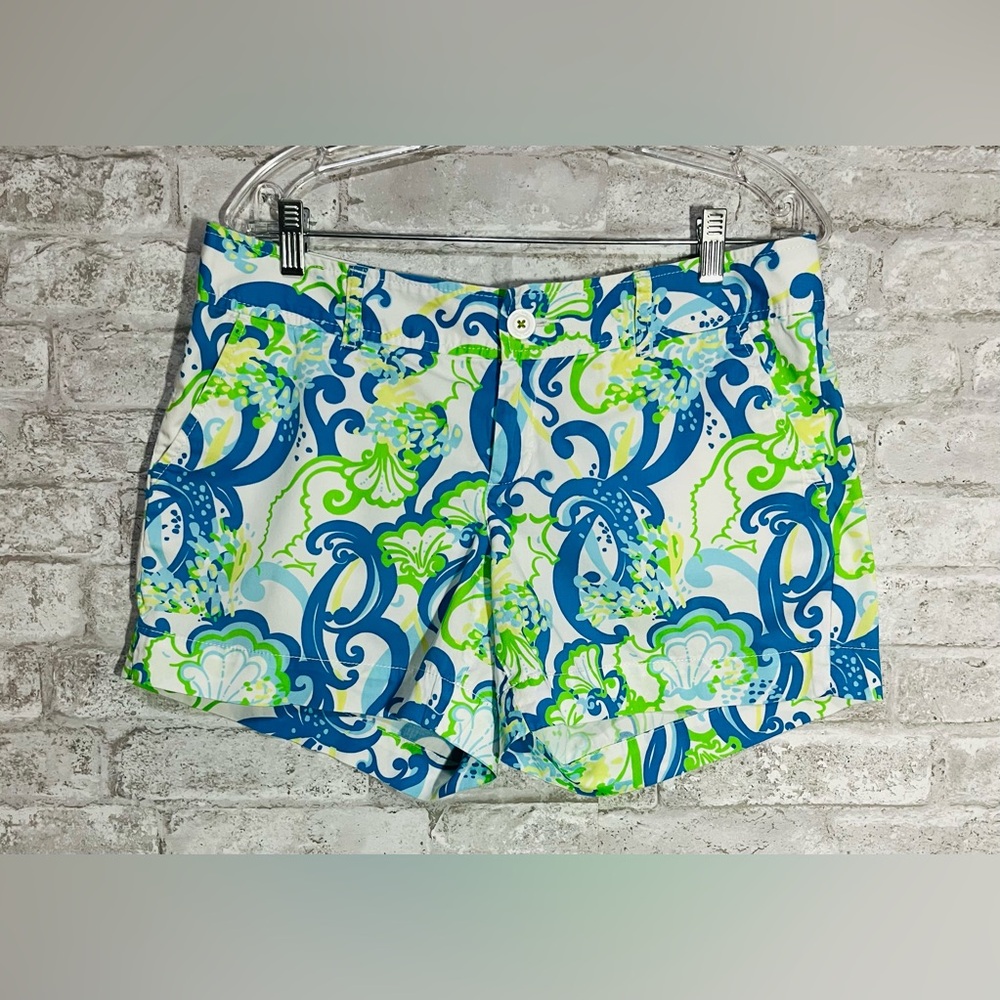 Lilly Pulitzer Callahan Shorts in the "Crystal Coast" print 5” Inseam